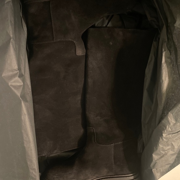 GIA Borghini suede boots size 9